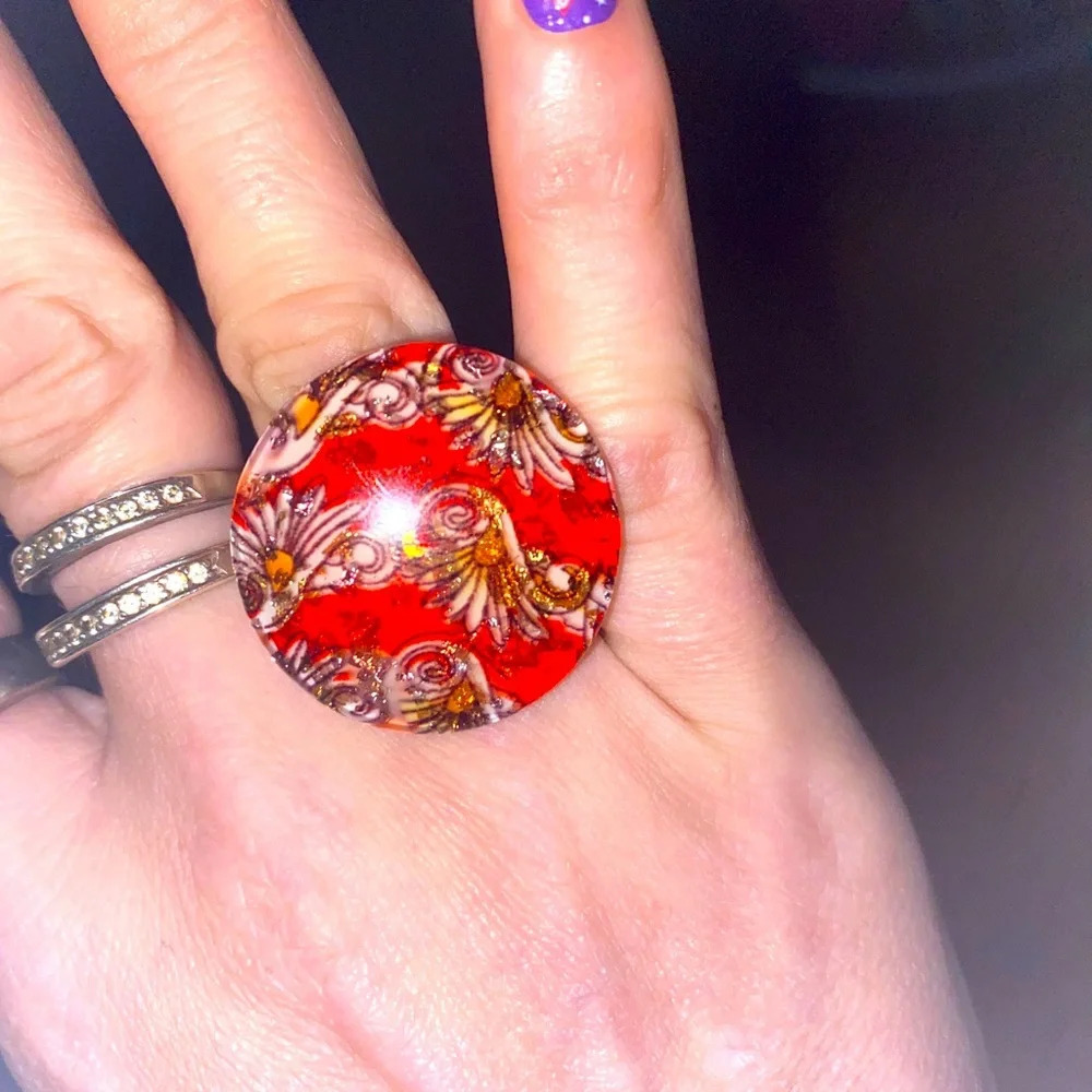 Round oversize Resin Lucite Floral Pattern with Gold Glitter Foil  17-19mm top